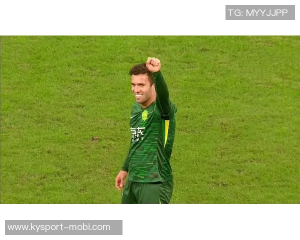 灵性瞬间国安角球战术运用塞尔吉尼奥巧妙一蹭成功破门